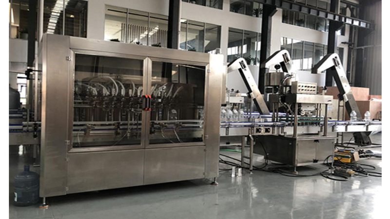 目前，市场上常见的餐具消毒设备主要有以下几种类型：